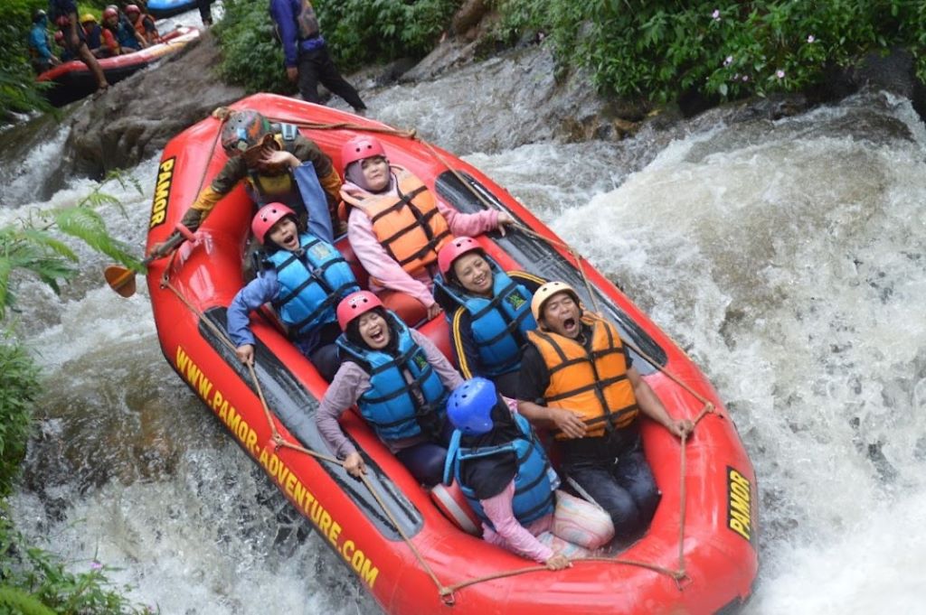 Arung Jeram Rafting Pangalengan banndung