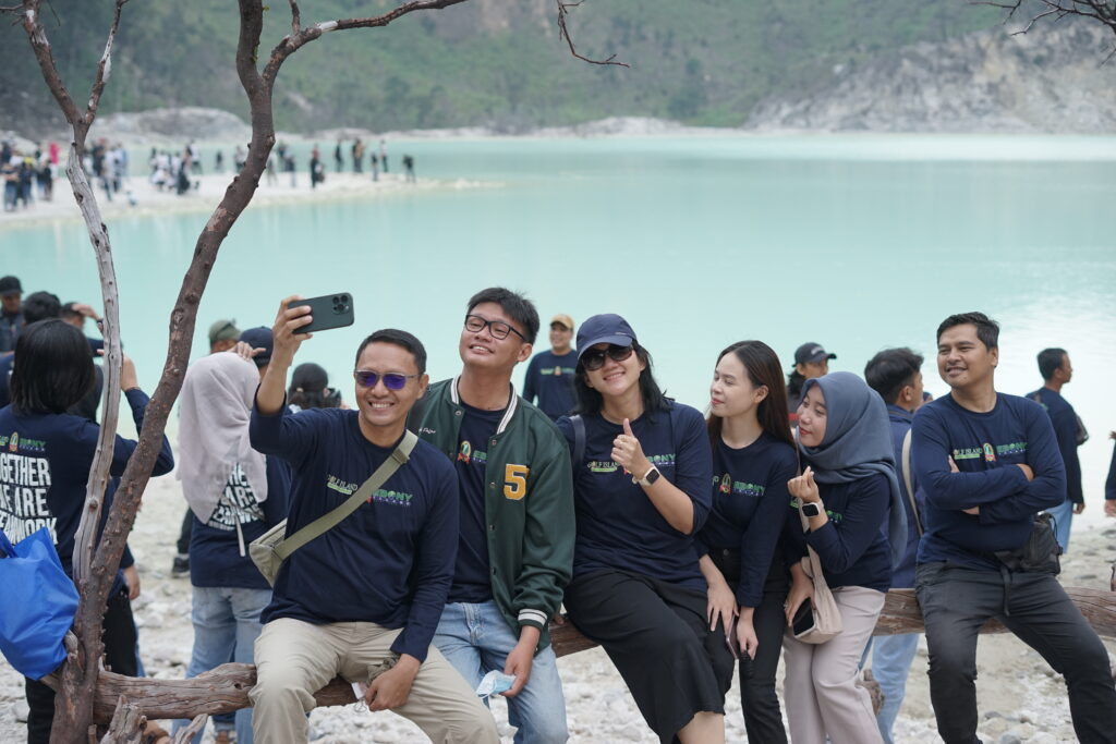 Kunjungan ke Kawah Putih 